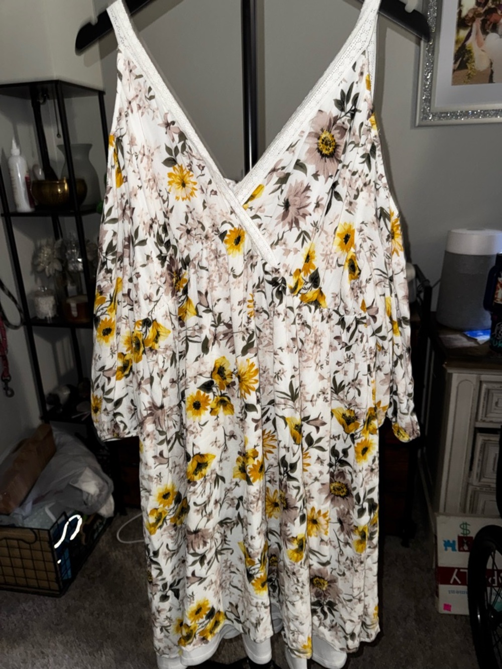 Torrid Cold Shoulder Ivory Floral Print Cold Shoulder Gauze Dress Size 1 (14-16)